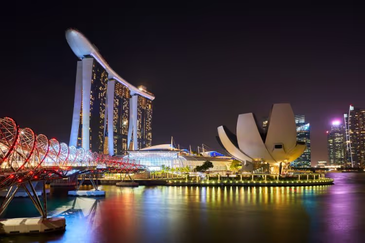 Experience Singapore in Luxury
